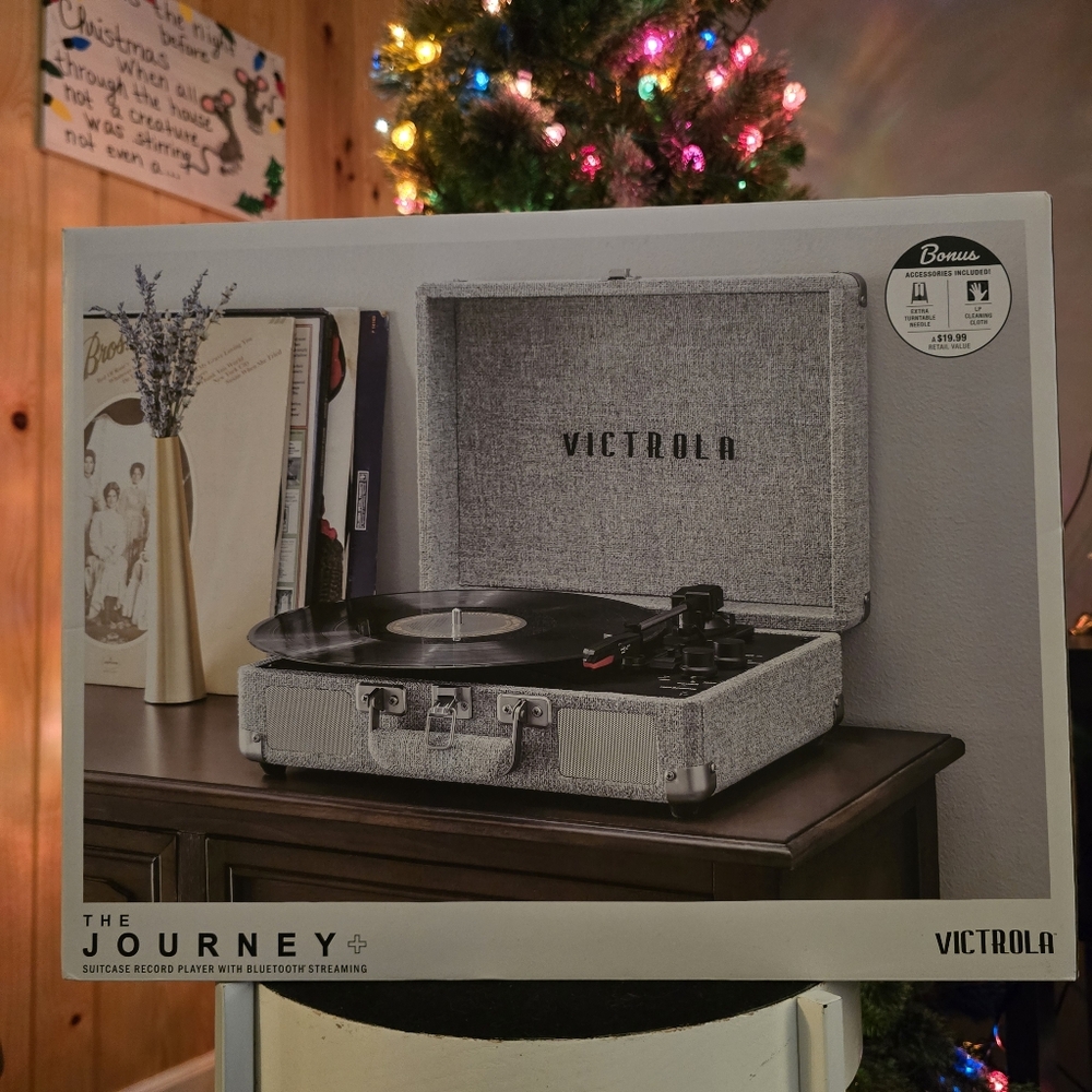 BRAND NEW Victrola “The Journey +” Light Grey 3 Speed Record Player Vinyl Stream